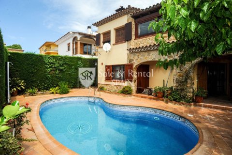 4 bedrooms house for sale in Blanes, Girona, Catalonia, Spain № 6756 - photo 4