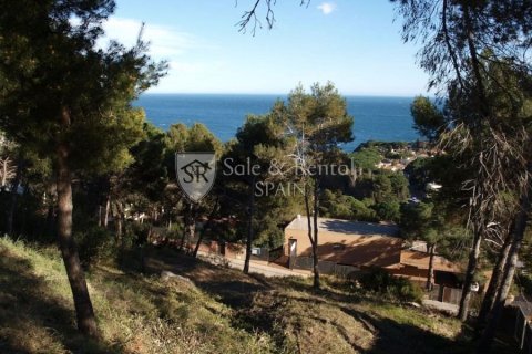 822 sq.m. land plot for sale in Blanes, Girona, Catalonia, Spain № 6755 - photo 2