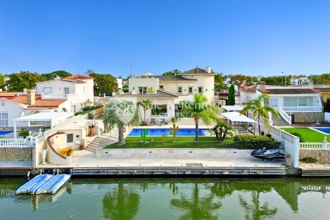 5 bedrooms house for sale in Empuriabrava, Girona, Catalonia, Spain № 6760