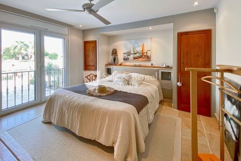 5 bedrooms house for sale in Empuriabrava, Girona, Catalonia, Spain № 6760 - photo 21