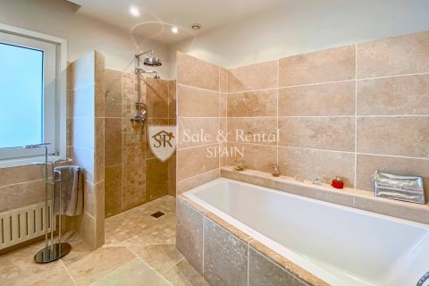 5 bedrooms house for sale in Empuriabrava, Girona, Catalonia, Spain № 6760 - photo 26