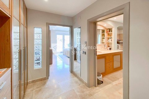 5 bedrooms house for sale in Empuriabrava, Girona, Catalonia, Spain № 6760 - photo 25