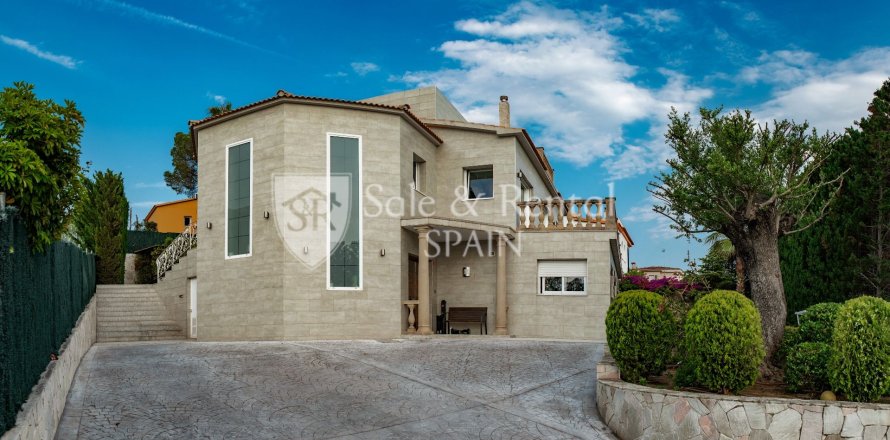 5 bedrooms house for sale in Lloret de Mar, Girona, Catalonia, Spain № 6757