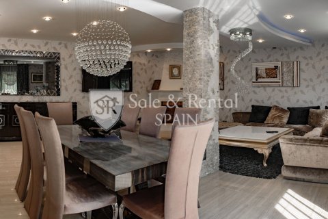 5 bedrooms house for sale in Lloret de Mar, Girona, Catalonia, Spain № 6757 - photo 7