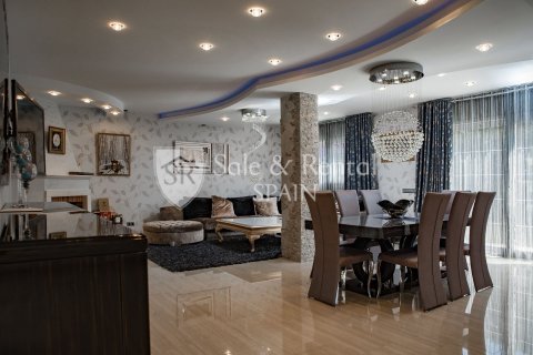 5 bedrooms house for sale in Lloret de Mar, Girona, Catalonia, Spain № 6757 - photo 4