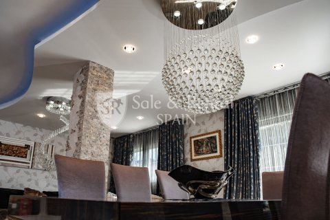 5 bedrooms house for sale in Lloret de Mar, Girona, Catalonia, Spain № 6757 - photo 5