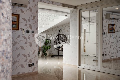 5 bedrooms house for sale in Lloret de Mar, Girona, Catalonia, Spain № 6757 - photo 15