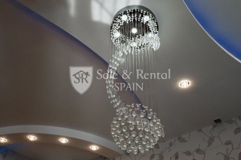 5 bedrooms house for sale in Lloret de Mar, Girona, Catalonia, Spain № 6757 - photo 8