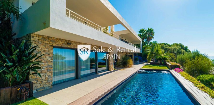 5 bedrooms house for sale in Blanes, Girona, Catalonia, Spain № 6754