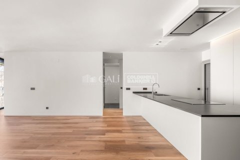 2 bedrooms apartment for rent in Principado De Andorra (Ninguna Poblacion Tiene C.P.), Lleida, Catalonia, Spain № 5258 - photo 9