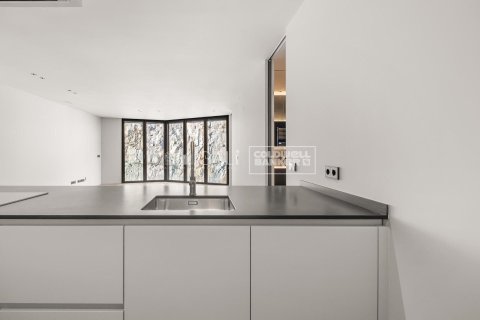 2 bedrooms apartment for rent in Principado De Andorra (Ninguna Poblacion Tiene C.P.), Lleida, Catalonia, Spain № 5258 - photo 8