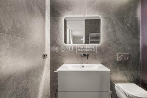 2 bedrooms apartment for rent in Principado De Andorra (Ninguna Poblacion Tiene C.P.), Lleida, Catalonia, Spain № 5258 - photo 19