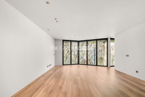 2 bedrooms apartment for rent in Principado De Andorra (Ninguna Poblacion Tiene C.P.), Lleida, Catalonia, Spain № 5258 - photo 2