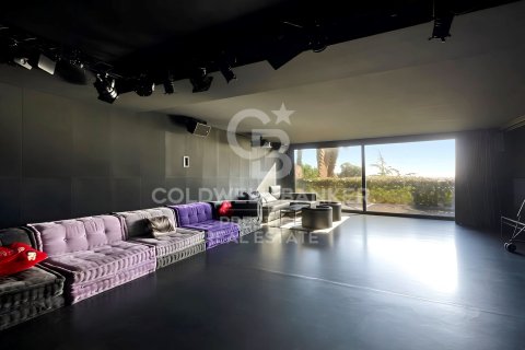 7 bedrooms villa for sale in Barcelona, Catalonia, Spain № 5256 - photo 25