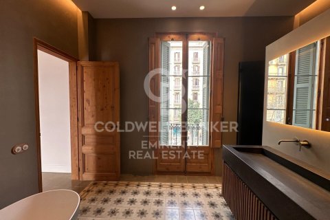 3 bedrooms apartment for sale in Barcelona, Catalonia, Spain № 5253 - photo 7
