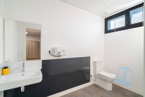 Купить офис в Сантс-Монтжуик, Барселона, Испания студия, 806м², № 2186 - фото 20