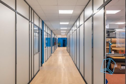 Купить офис в Сантс-Монтжуик, Барселона, Испания студия, 806м², № 2185 - фото 4