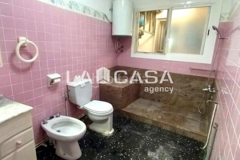 Купить таунхаус в Гранольерс, Испания с 4 спальни, 344м², № 2184 - фото 16