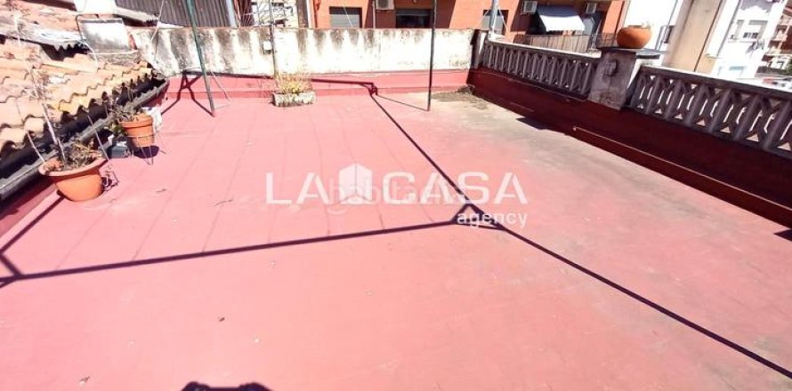 Таунхаус с 4 спальнями в Гранольерсе, Барселона, Каталония, Испания № 2184