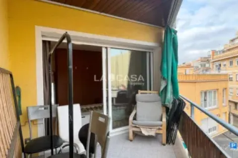 Квартира с 4 спальнями в Кастельдефельсе, Барселона, Каталония, Испания № 2189