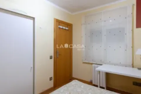 Купить квартиру в Кастельдефельс, Испания с 4 спальни, 109м², № 2189 - фото 19