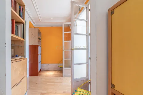 8 chambres apartment à vendre à Barcelona, Catalonia, Spain № 6879 - photo 15