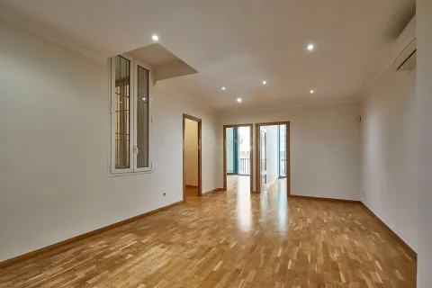 Apartamento de 5 dormitorios en venta en Barcelona, Cataluña, Spain № 6878 - foto 10