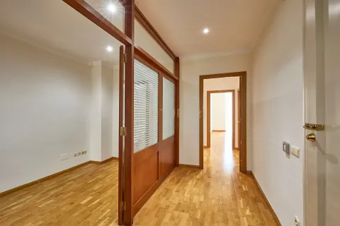 Apartamento de 5 dormitorios en venta en Barcelona, Cataluña, Spain № 6878 - foto 18