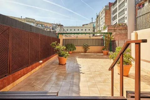 Apartamento de 5 dormitorios en venta en Barcelona, Cataluña, Spain № 6878