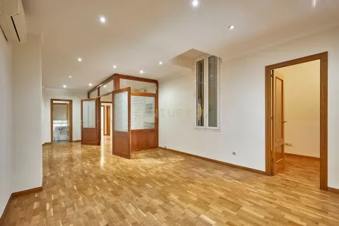 Apartamento de 5 dormitorios en venta en Barcelona, Cataluña, Spain № 6878 - foto 17