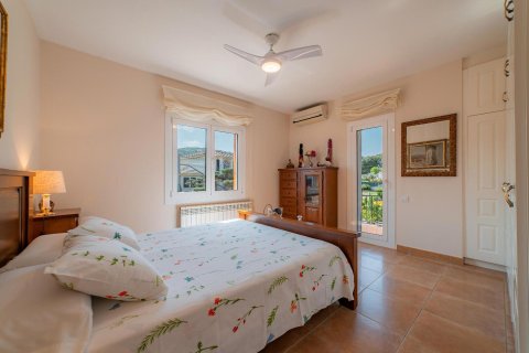 Купить дом в Аренис де Мунт, Испания с 5 комнат, № 1463 - фото 12