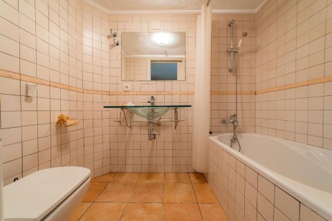 Купить дом в Аренис де Мунт, Испания с 5 комнат, № 1463 - фото 17