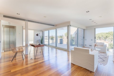 Купить дом в Сан-Кугат-дель-Вальес, Испания с 7 комнат, № 1460 - фото 22