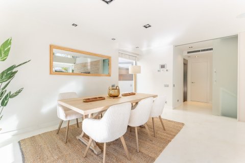 Купить дом в Сан-Кугат-дель-Вальес, Испания с 7 комнат, № 1460 - фото 8