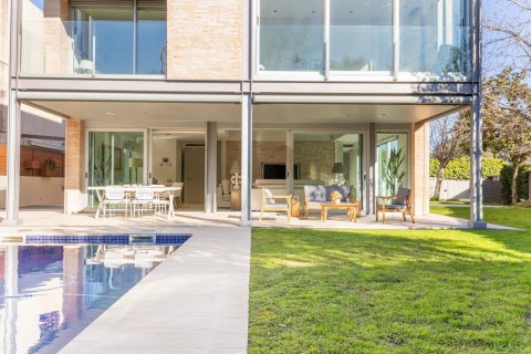 Купить дом в Сан-Кугат-дель-Вальес, Испания с 7 комнат, № 1460 - фото 15