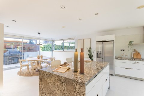 Купить дом в Сан-Кугат-дель-Вальес, Испания с 7 комнат, № 1460 - фото 11