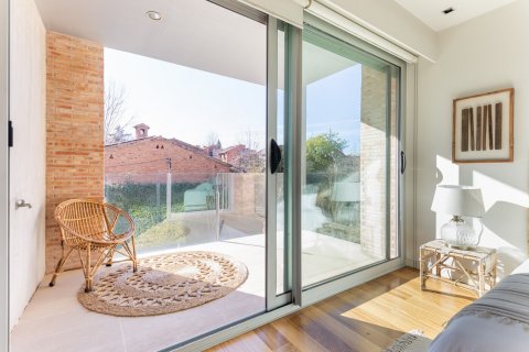 Купить дом в Сан-Кугат-дель-Вальес, Испания с 7 комнат, № 1460 - фото 25