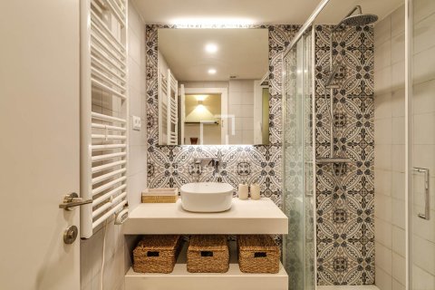 3 bedrooms apartment for sale in Barcelona, Catalonia, Spain № 7119 - photo 23