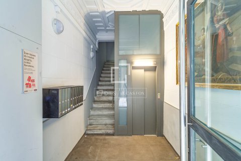 3 bedrooms apartment for sale in Barcelona, Catalonia, Spain № 7119 - photo 27