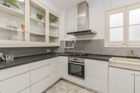 Снять в аренду квартиру в Барселона, Испания с 4 спальни, 137м², № 7122 - фото 6