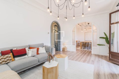 Снять в аренду квартиру в Барселона, Испания с 4 спальни, 137м², № 7122 - фото 24