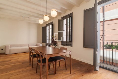2 bedrooms apartment for sale in Barcelona, Catalonia, Spain № 7118 - photo 30