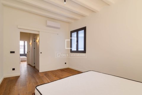 2 bedrooms apartment for sale in Barcelona, Catalonia, Spain № 7118 - photo 22
