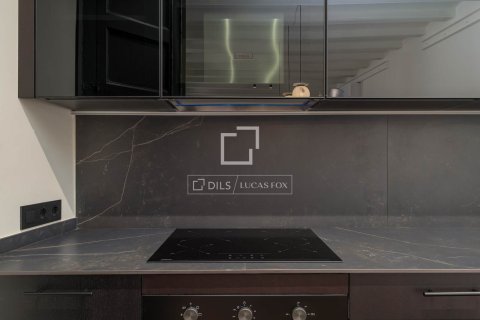 2 bedrooms apartment for sale in Barcelona, Catalonia, Spain № 7118 - photo 14