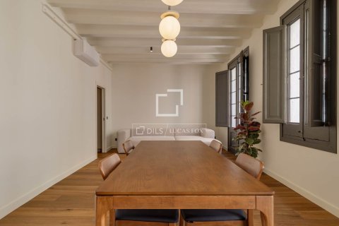 2 bedrooms apartment for sale in Barcelona, Catalonia, Spain № 7118 - photo 25
