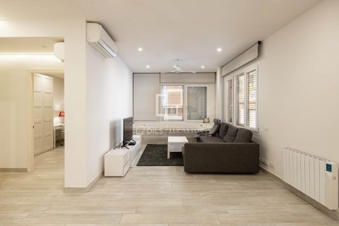 Купить квартиру в Барселона, Испания с 3 спальни, 138м², № 7124 - фото 4