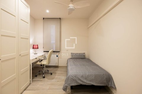 Купить квартиру в Барселона, Испания с 3 спальни, 138м², № 7124 - фото 22