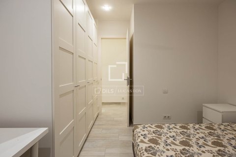 Купить квартиру в Барселона, Испания с 3 спальни, 138м², № 7124 - фото 15