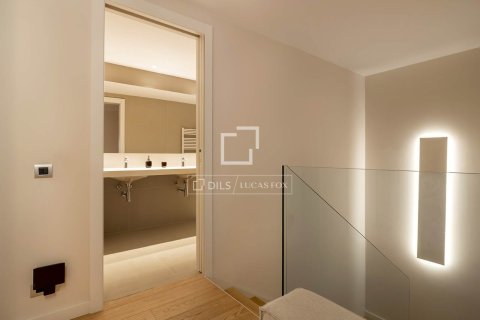 Снять в аренду квартиру в Барселона, Испания 173м², № 7120 - фото 21