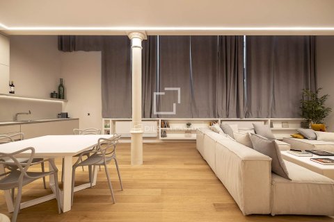 Снять в аренду квартиру в Барселона, Испания 173м², № 7120 - фото 2